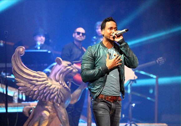 Romeo Santos at Molson Amphitheatre